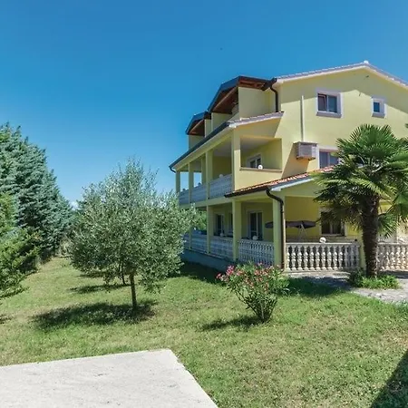 Family-friendly With Swimming Pool Valkarin, - 24238 *
