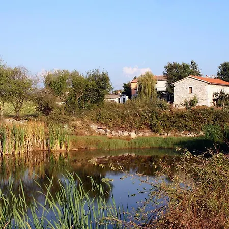 Apartment Family-friendly With Swimming Pool Valkarin, - 24238