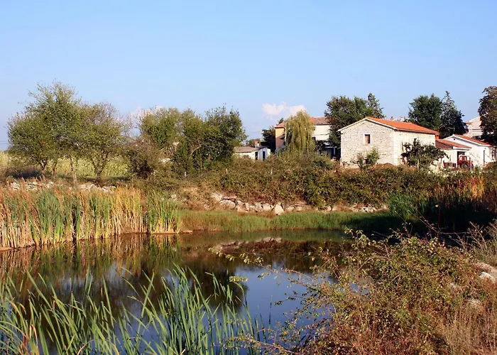 Apartment Family-friendly With Swimming Pool Valkarin, - 24238